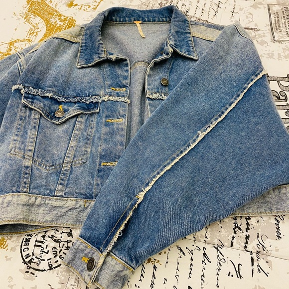 Denim jacket - Picture 5 of 11